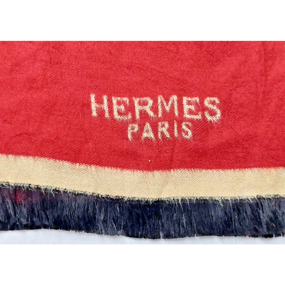 HERMÈS Red & Tan Reversibile Wrap Shawl Scarf Pre-owned - Picture 15 of 16